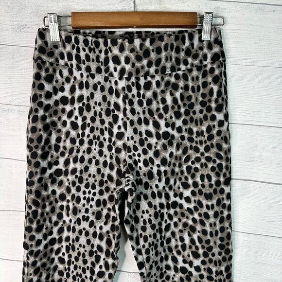 Krazy Larry Womens size 6 Leopard Animal Print Pull On Elastic Waist Pants - Picture 3 of 7